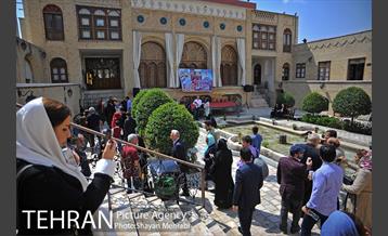 بازدید جمعی از  هنرمندان از نقاط گردشگری منطقه 12 2