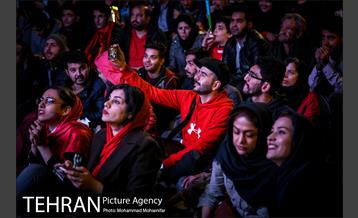 تماشای دیدار تیم های فوتبال پرسپولیس و کاشیما 6