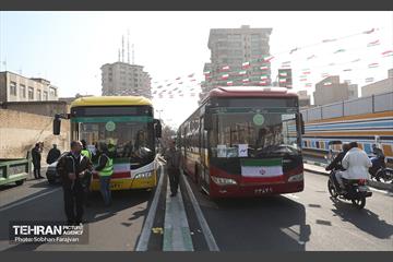 خدمات شهرداری تهران در پایان راهپیمایی ۲۲ بهمن - ۱ 11