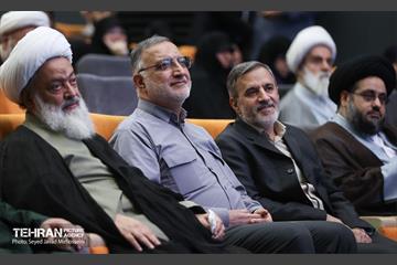 نشست فصلی ائمه جماعت و مدیران حوزه های علمیه منطقه 12 با مدیران شهری 10