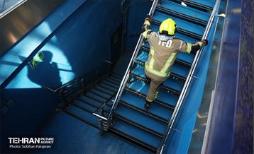 مسابقه پله‌نوردی آتش‌نشانان در برج میلاد 31