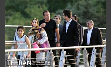 طبیعت گردی مارک ویلموتس در پل طبیعت 7