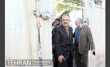 بازدید دکتر مسجدجامعی از مقبره ملک المتکلمین و صوراسرافیل  19