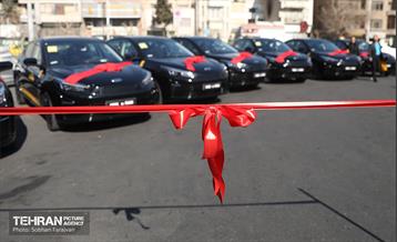 آیین رونمایی از تاکسی‌های برقی  19