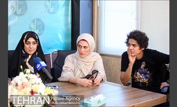 نشست خبری سریال زیر پای مادر‎ 1