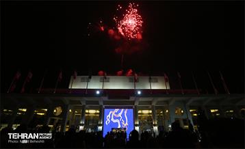 نور افشانی پایتخت از فراز برج میلاد 17