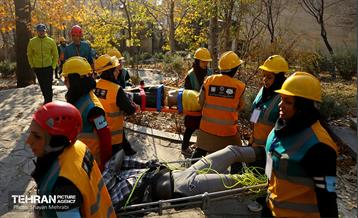 مسابقات تیم‌های عملیاتی دوام محلات شهر تهران 18