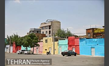 دیوار های رنگی محله هرندی 25