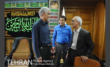 جلسه ستاد عالى برنامه سوم شهردارى تهران با حضور شهردار و رئیس شورای شهر تهران 42