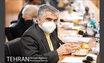 نشست صمیمانه شهردار تهران با اساتید و مفاخر حوزه معماری و شهرسازی 12