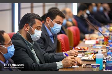 نشست اعضای هیئت علمی بسیجی دانشگاه به مناسبت گرامیداشت ایام الله دهه فجر 18