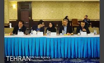 نشست هم اندیشی مدیرعامل سازمان زیباسازی، مدیران کل روابط عمومی بانک های عامل و مدیران شرکت های تبلیغاتی 9