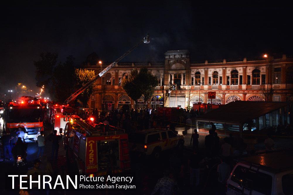 آتش سوزی ساختمان میدان حسن آباد-2‎ 13