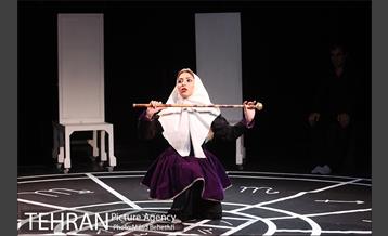 نمایش خواب طولانی انارآباد‎ 19