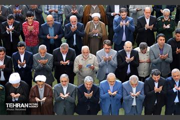 نماز عید فطر در مصلی تهران 48