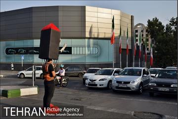 اجراهای خیابانی کمپین از خودمان شروع کنیم 6