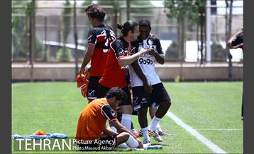 تمرین تیم ملی فوتبال 32