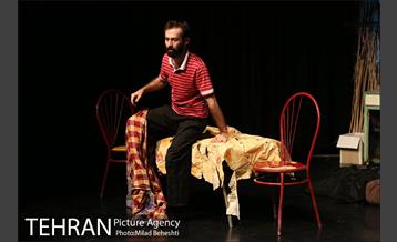 نمایش روایت عاشقانه 15