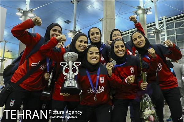 دختران سرزمین مادریم 21