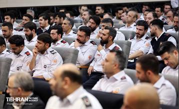 نشست مدیرعامل سازمان آتش‌نشانی تهران با کارکنان 29