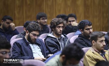 ویژه برنامه روز دانشجو 13