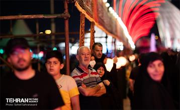 «سفینة النجاة» در میدان آزادی 21