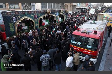 تشییع پیکر ۱۰۰ شهید مردمی و مدافع امنیت در تهران 4