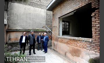 بازدید شهردار تهران ار خانه نیما یوشیج 27