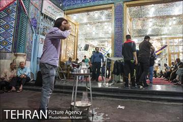 جز خوانی قرآن کریم در حسینیه کربلایی های گلوبندک‎ 12