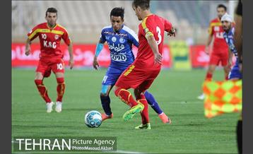 دیدار استقلال و فولاد خوزستان در لیگ برتر فوتبال 15