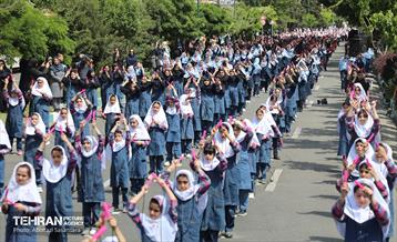 برگزاری بزرگترین اجتماع ورزشی دختران شهر تهران در منطقه۸‌ 23