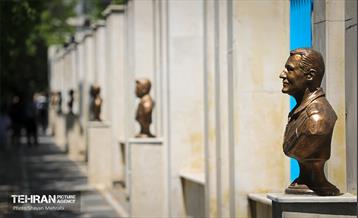 رونمایی از ۸ سردیس شهدای ارتش جمهوری اسلامی ایران 2