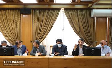 دومین جلسه تفویض اختیار به شهرداری مناطق و ستادها 13