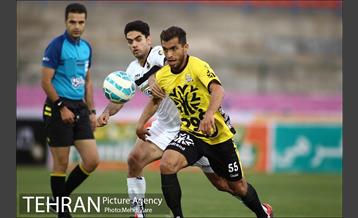 دیدار راه آهن و سپاهان در لیگ برتر فوتبال 12