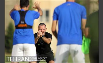 تمرین تیم فوتبال استقلال