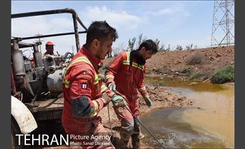 عملیات تخلیه کامل آب شهرک مسکونی پیام اهواز 21