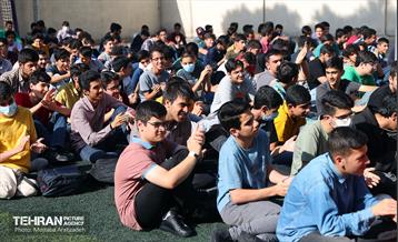 آیین نواختن زنگ بازگشایی مدرسه علامه حلی 16