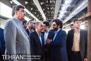 بازدید شهردار تهران از بازسازی پل کریمخان 16