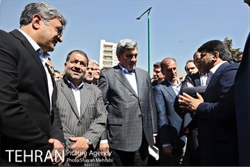افتتاح پل غیر همسطح بزرگراه شهید چمران (پل شهید نوروزی) با حضور شهردار تهران 10