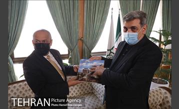 دیدار شهردار تهران با سفیر مالزی 19