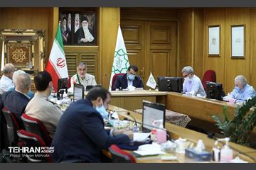 جلسه دکتر زاکانی با اعضای هیئت مدیره باغ موزه دفاع مقدس 31