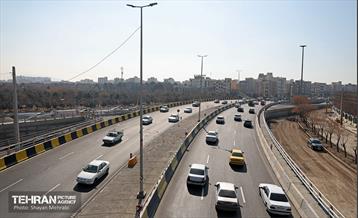 تقاطع سه سطحی بزرگراه‌های شهید نواب صفوی(شهید یارجانی) و شهید تندگویان 38