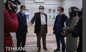 بازدید مدیران شهری و اعضای شورای شهر تهران از نمایشگاه تهران از منظر هنرمندان-2 3