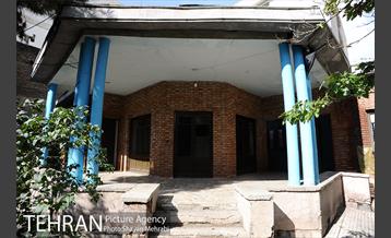 بازدید شهردار تهران ار خانه نیما یوشیج 1