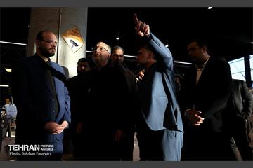 بازدید شهردار تهران از رویداد "اردی‌بهشت کتاب" 23