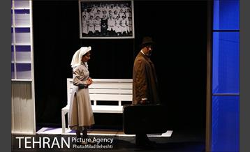 نمایش سکوت سفید 15