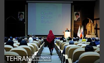 سومین دوره جایزه داستان تهران 17