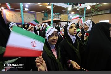 حضور شهردار تهران در حسینیه جماران تهران 5