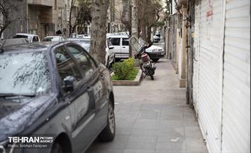 بی قانونی؛ تعرض به حریم پیاده راه 20