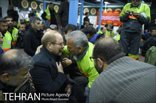 حضور شهردار تهران در نماز جماعت و زیارت عاشورا و صرف صبحانه در جمع خدام‌الحسین  9